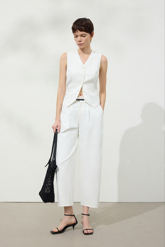 ミニマルテーパードスリムフィットクロップドパンツ B4748