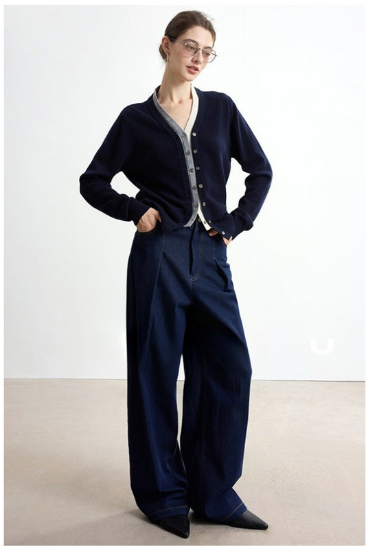 純羊毛仿兩件式V領開襟衫 B4327