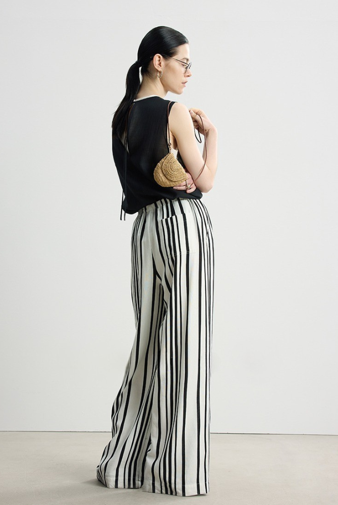 プレミアムブラック&ホワイトストライプルーズパンツ B4140