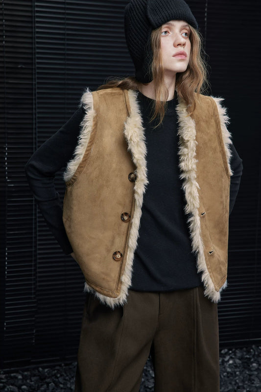 スエード調リバーシブルベスト B4577