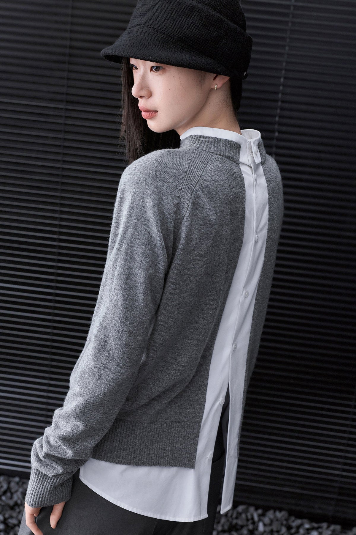 Gray Front/Back 2-Way Shirt-Layered Style Wool-Blend Knit B5025