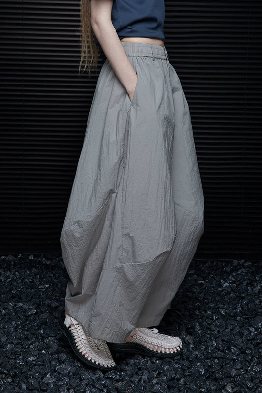 ライトグレーハンサムランタンパンツ B4086