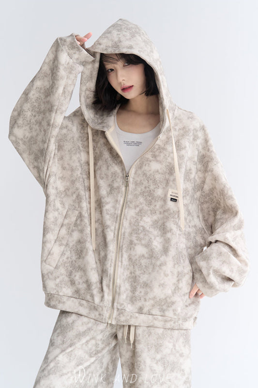 連帽夾克、運動衫和褲子 B3747