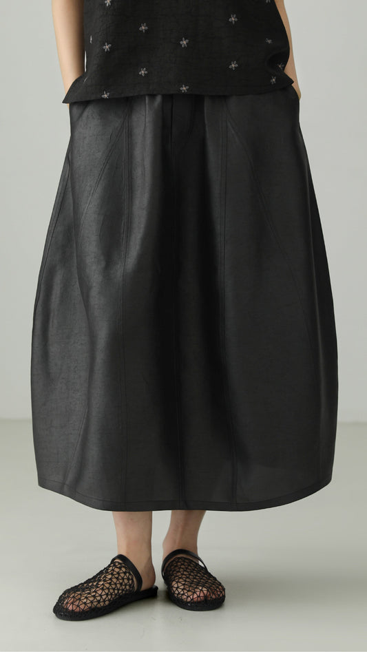 ブラックプレミアムシルクバドスカート B4702