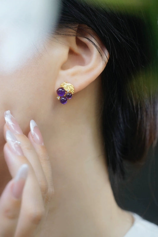 ダークパープルアメジストグレープスタッドピアス B4380