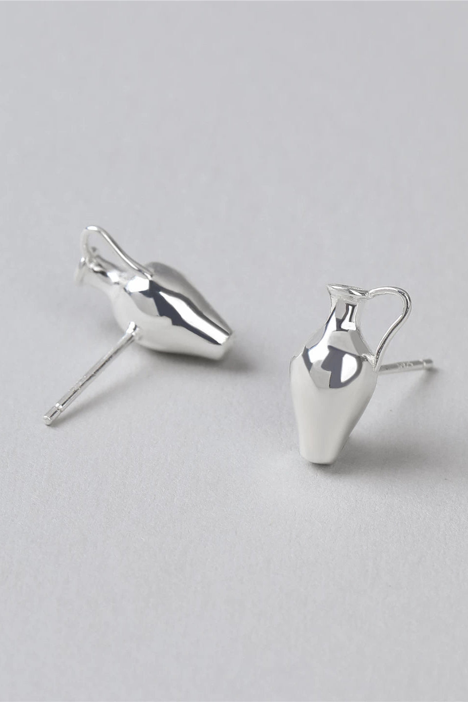 S925ソリッドドリンクフラスコピアス B4563