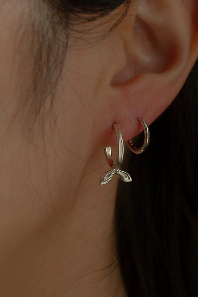 S925シングルノットニッチピアス B4297