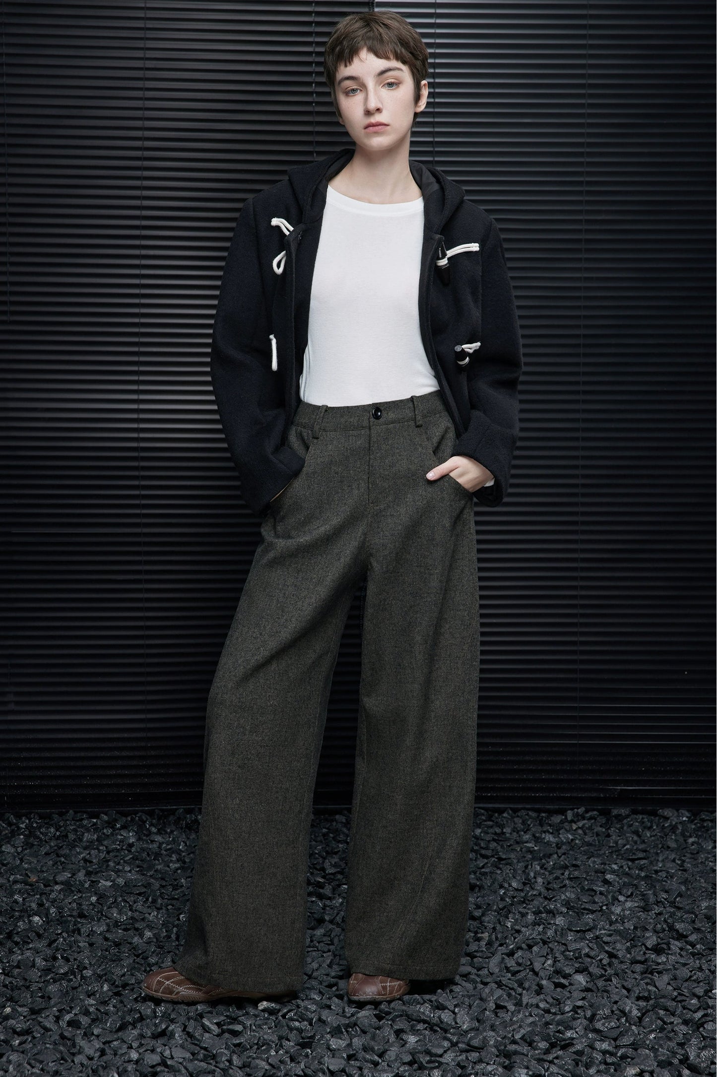 レトログリーンウール混ワイドパンツ B4538