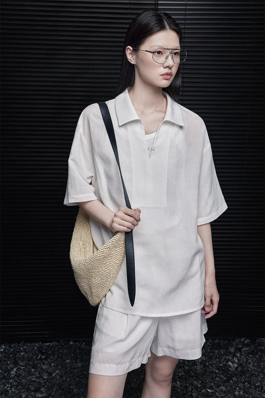 ホワイトクールロールネックシャツ B3892