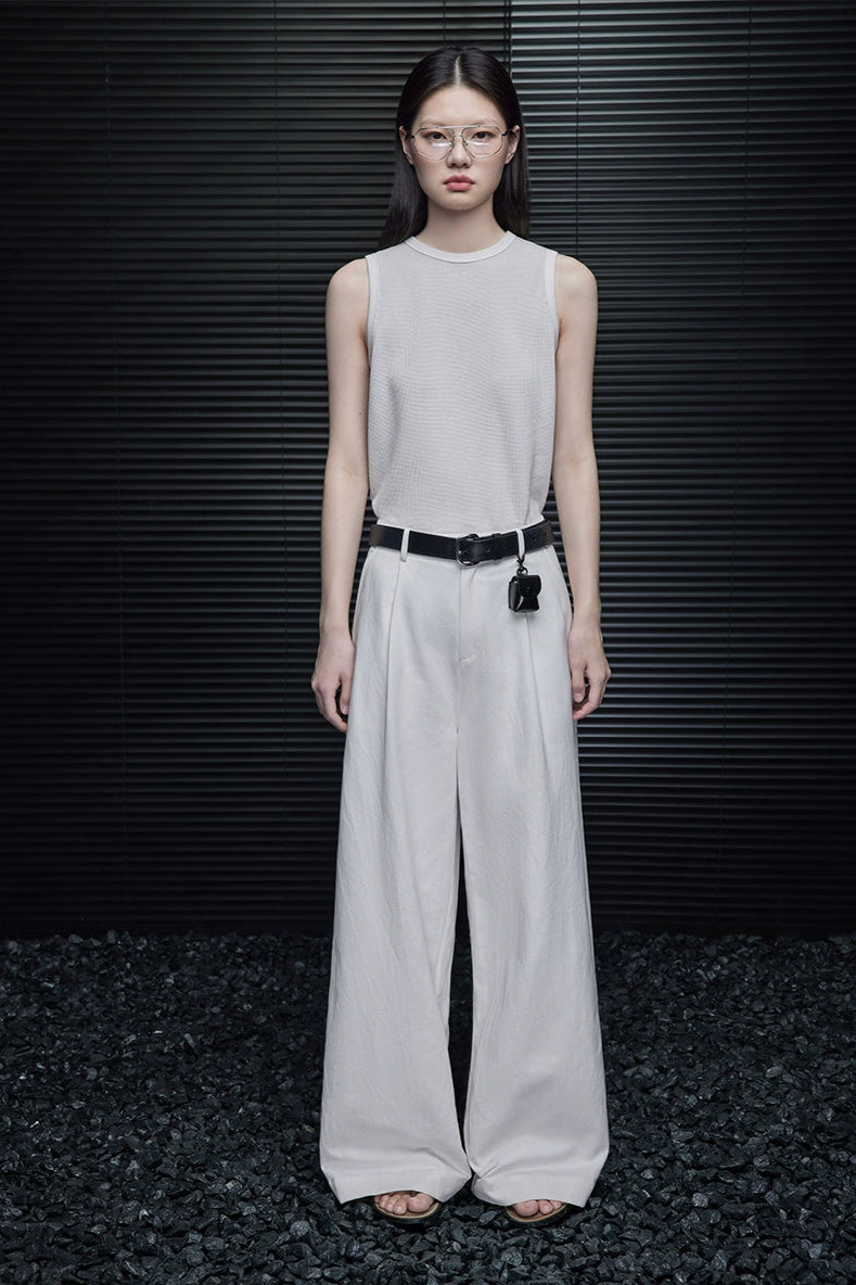 ホワイトクールストレートワイドパンツ B3947