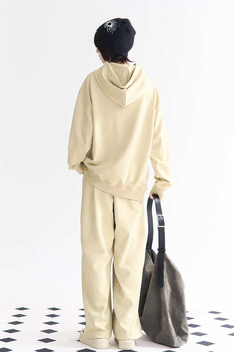 連帽夾克和運動褲 B3746