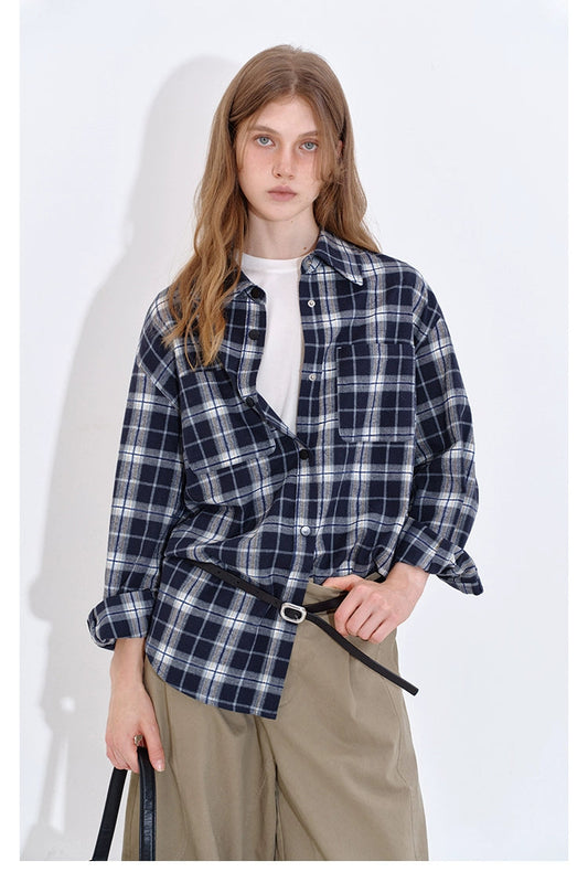 Check contrast color loose shirt B4403