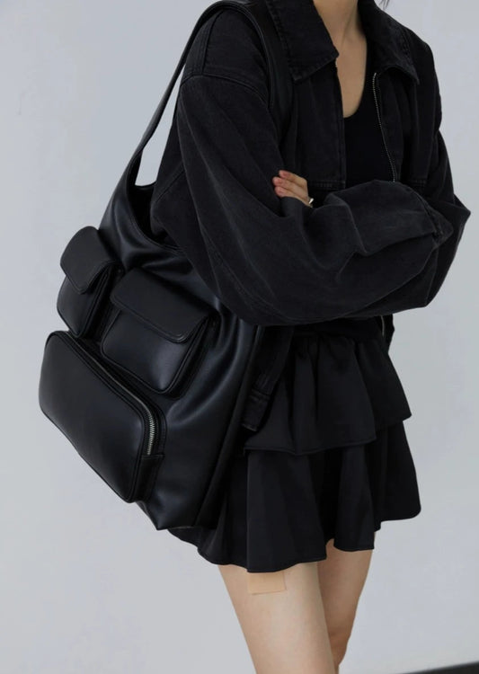 マルチポケットレザーバッグ B2662