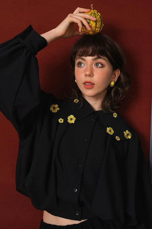 Retro flower embroidered jacket-style blouse B3520