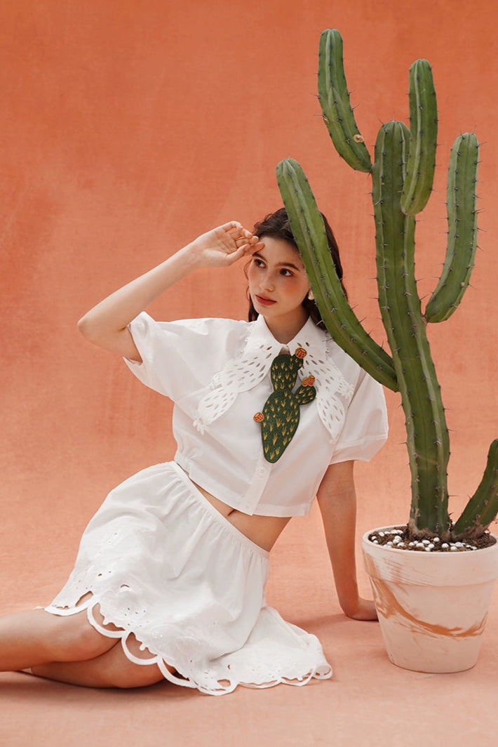 Vネックカットアウトカラーブラウス B3925