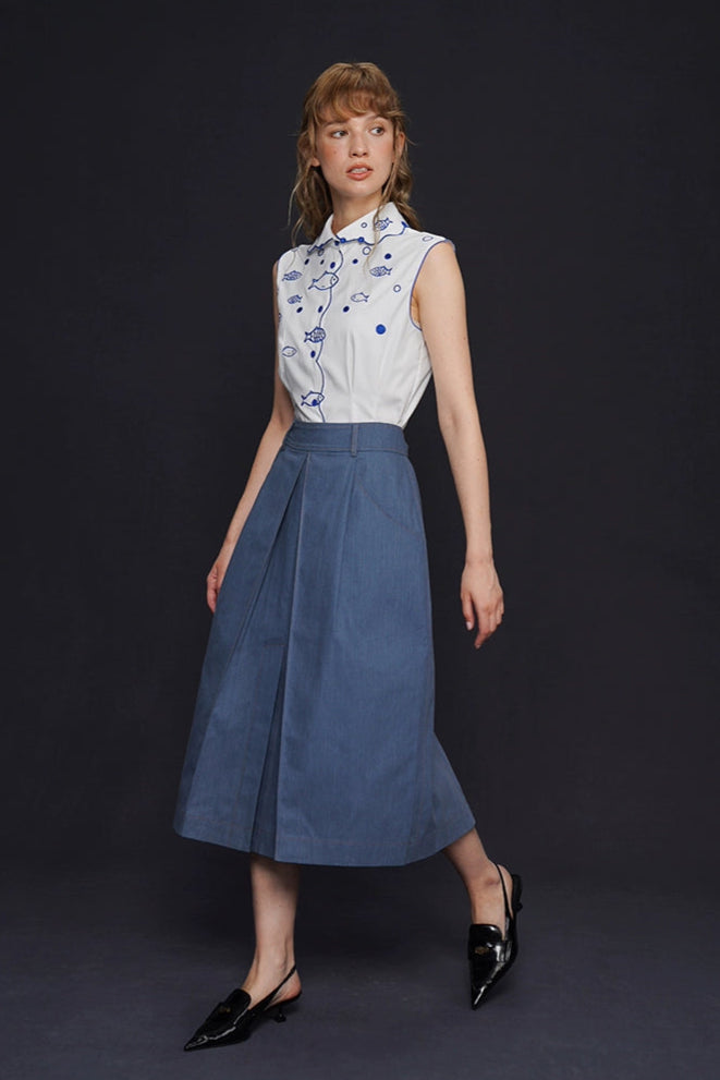 Fish art embroidery scallop collar slim blouse B4157