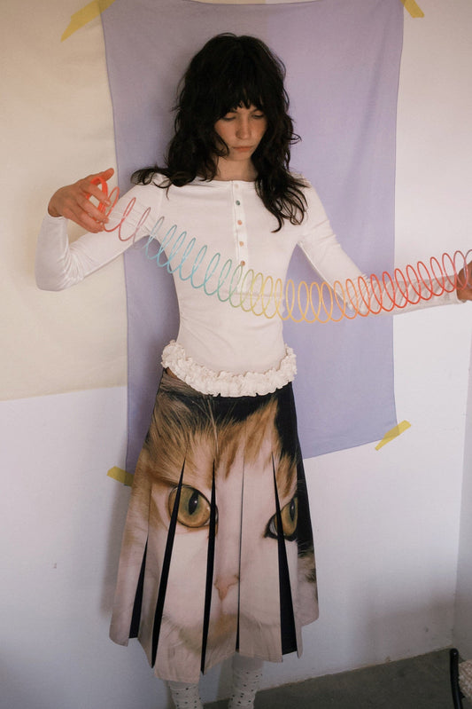 キャットプリントミッドウエストプリーツスカート B4597