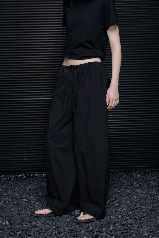 ブラックドローストリングワイドパンツ B4634