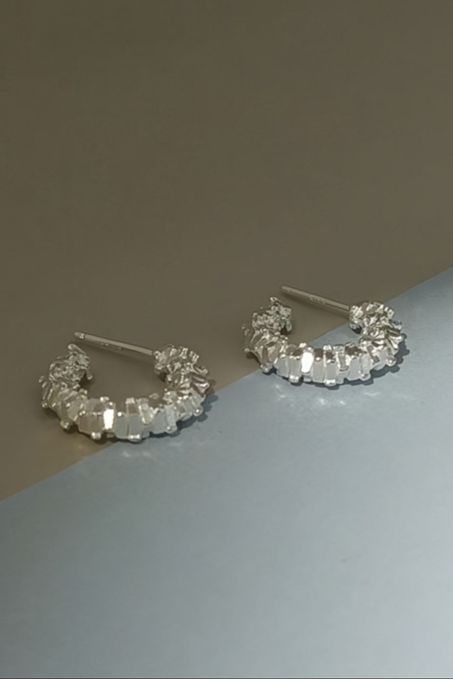 S925ブロークンシルバーレトロピアス B3847