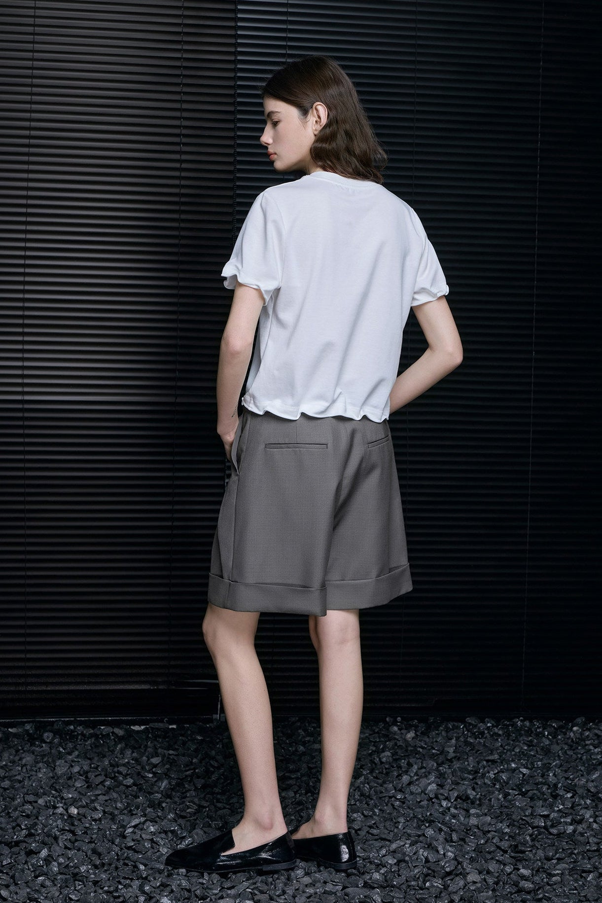 White Wire Petal Sleeve Short T-Shirt B4639