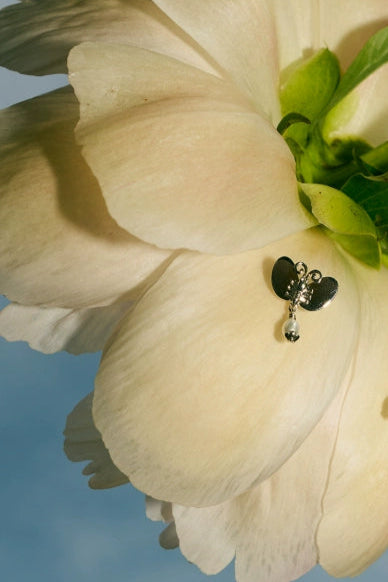 S925シルバーウイングバタフライパールピアス B4075