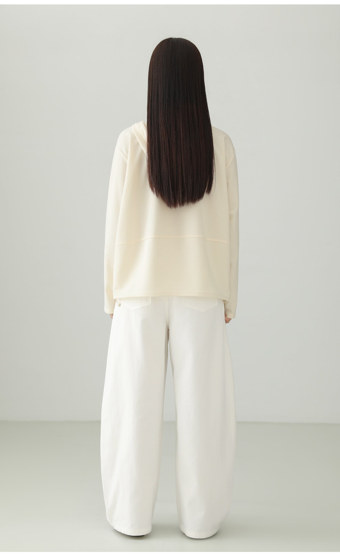 ミニマルフード付きスウェットトップス B4707