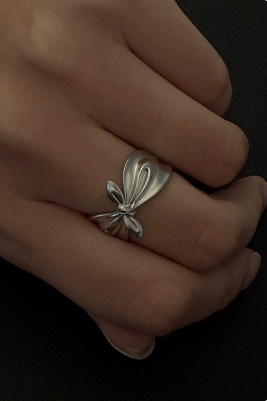 ストリングトリックシングルノットオープンリング B4171