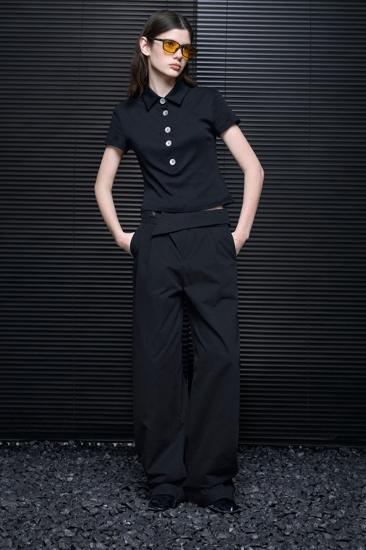 ブラックコットンストレートワイドパンツ B4688