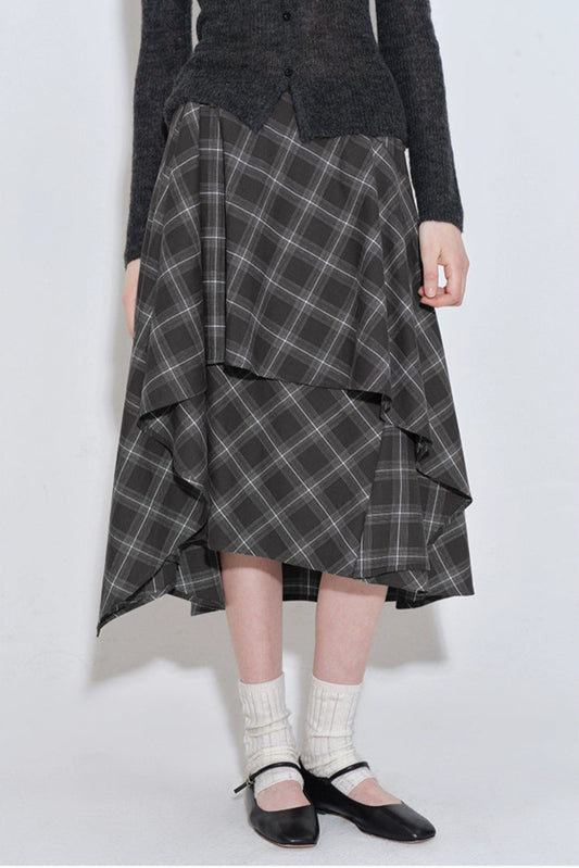Check Layer Irregular Skirt B4216