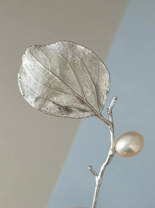 S925 Camphor Tree Leaf Pearl Brooch B2885