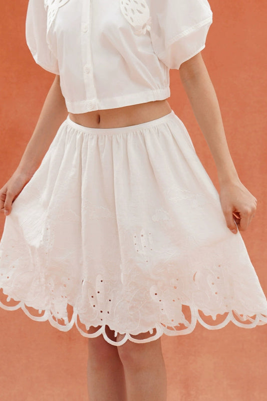 ホワイトカットアウト刺繡スカート B3929