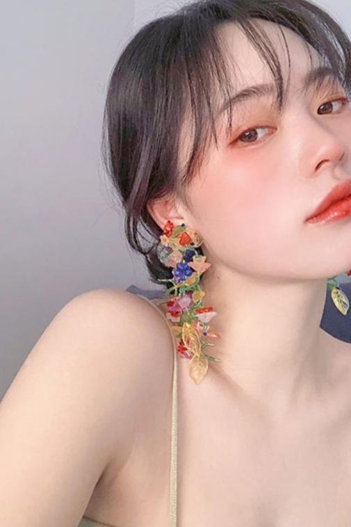 ビーズブーケピアス B1046