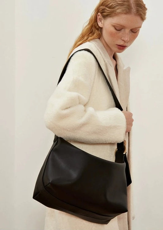 レザーショルダートートバッグ B2115