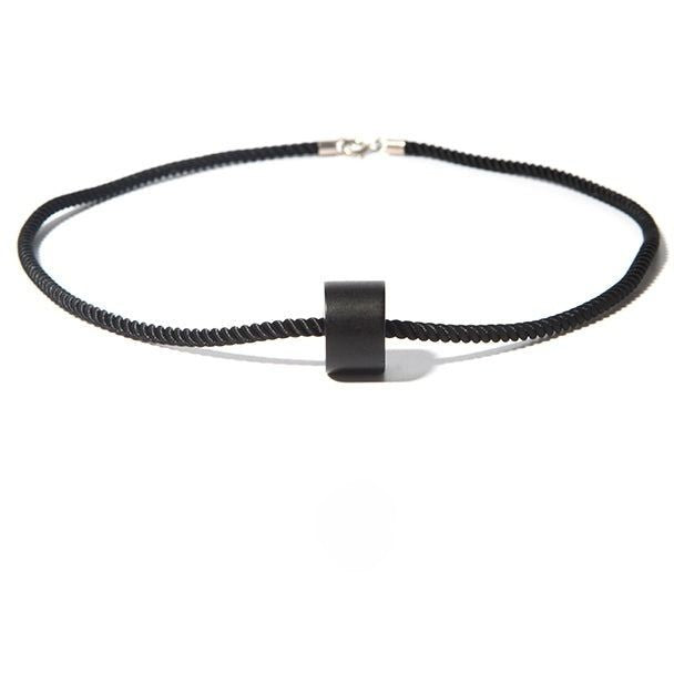 Sandalwood Simple Choker Necklace B1946