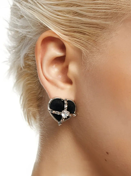 Love velvet spike earrings B2304