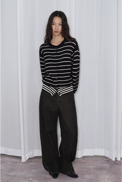 3D 開叉針彎刀香蕉牛仔褲 B4310