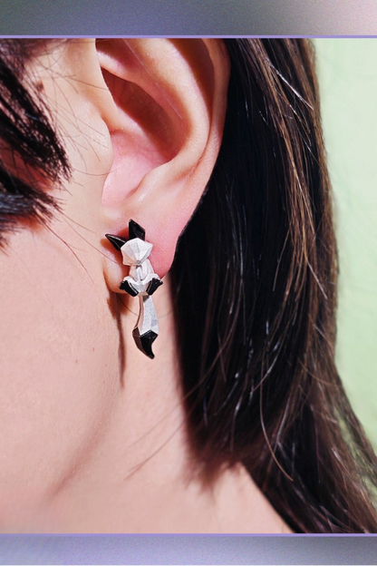 Little Fox Wagging Tail S925 Earrings B4471