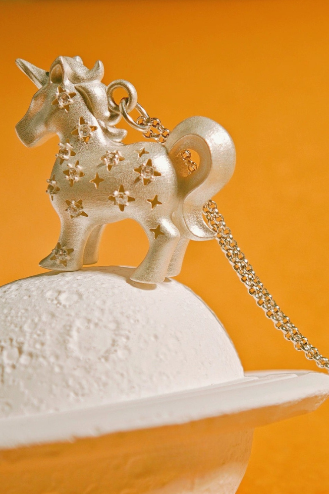 ドリーミーユニコーンS925ペンダントネックレス　B4475