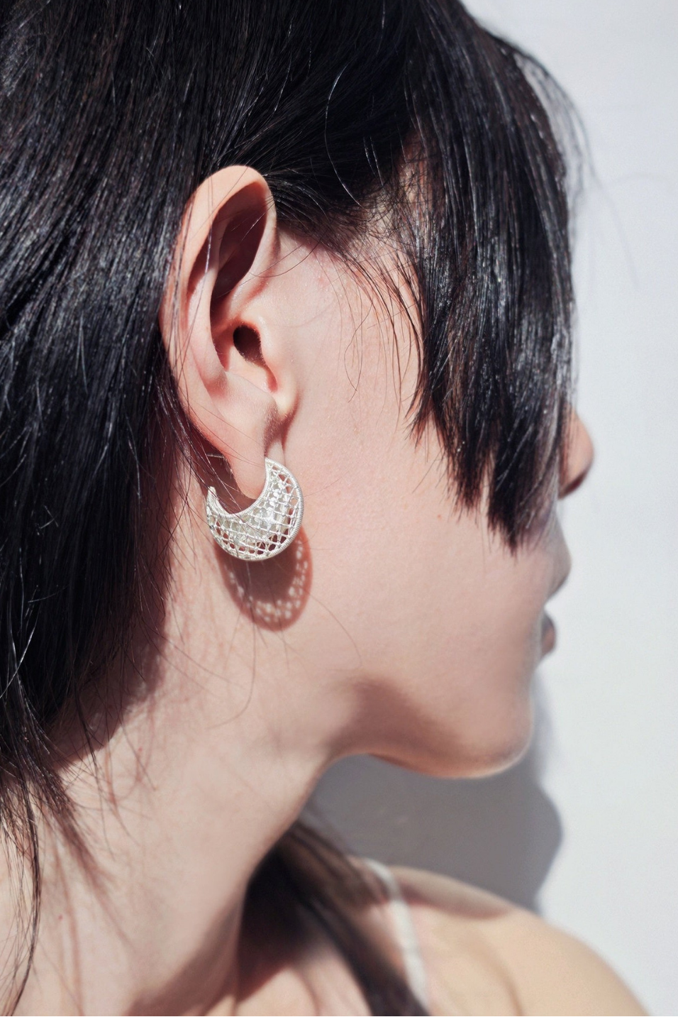 S925 Lace Moon Hoop Earrings B4480