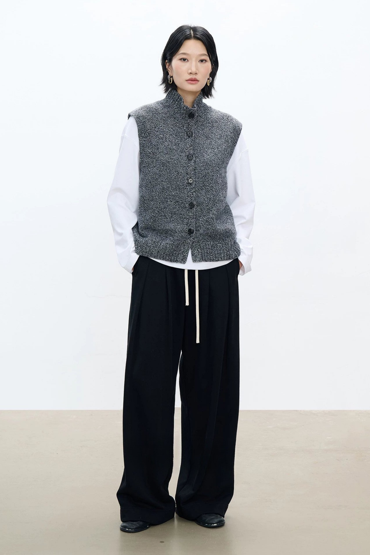 美利奴羊毛立領背心 B4484