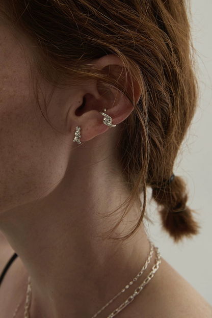 S925 不對稱兔子耳耳環和耳夾 B4497