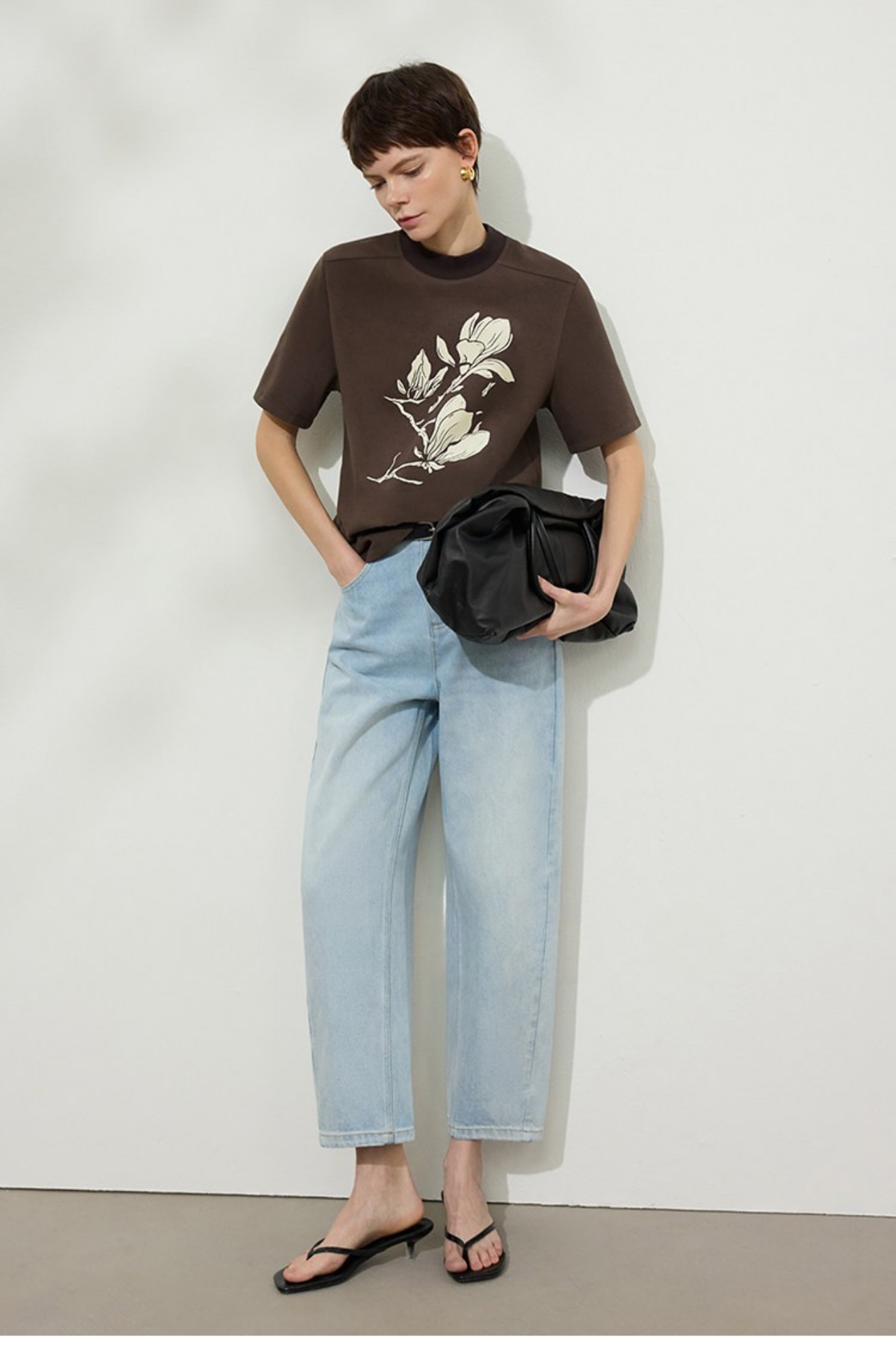 Minimal Flock Print T-shirt B4749
