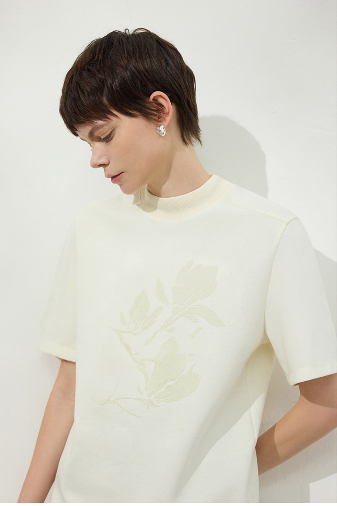 Minimal Flock Print T-shirt B4749