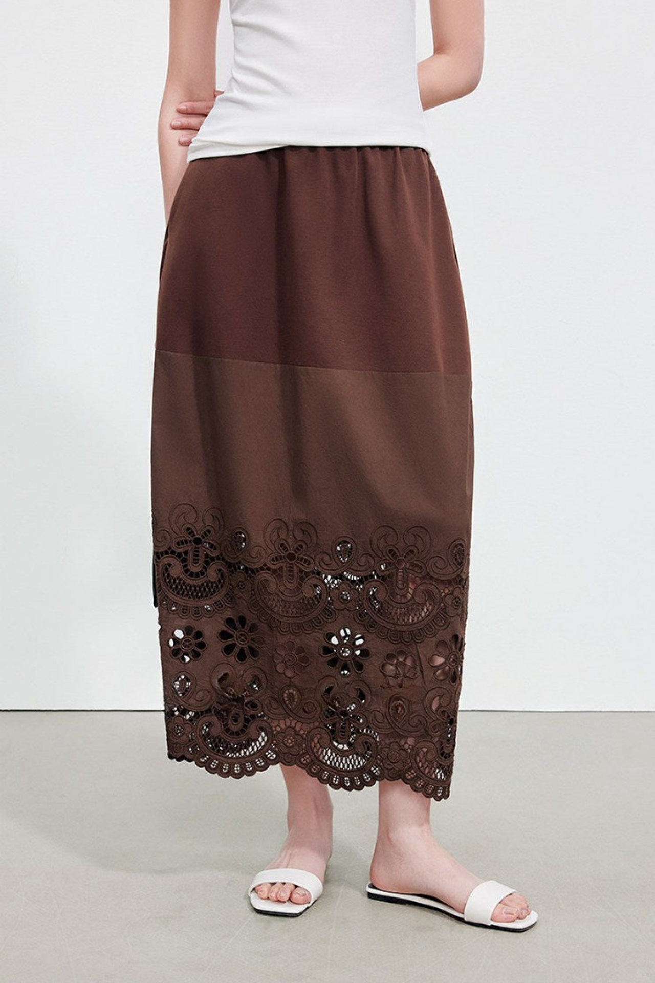 Baroque Embroidered Shuttle Patchwork Skirt B4897