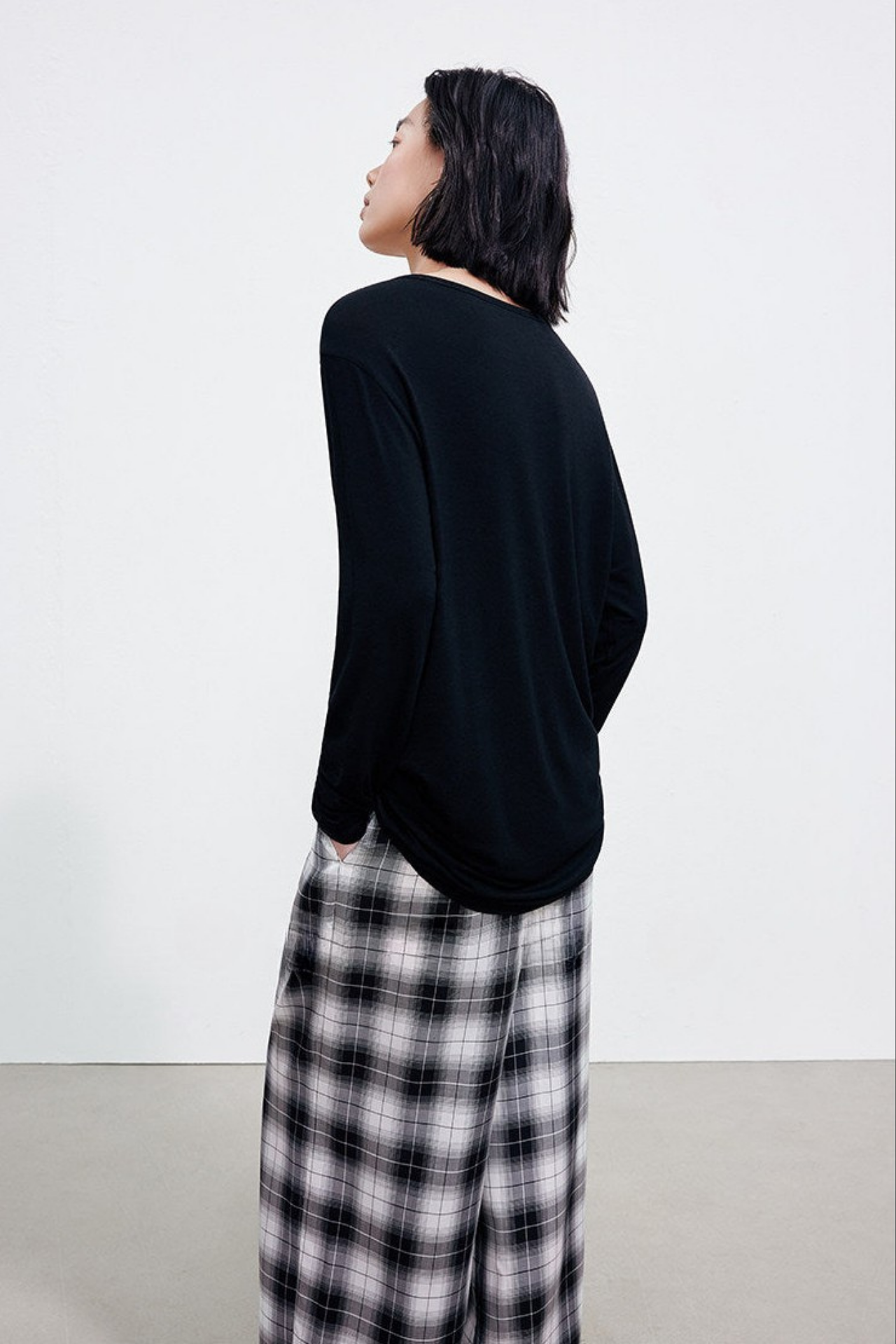 Lyocell Blend Drop Shoulder Long Sleeve T-Shirt B4898