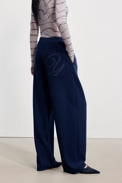 Polo Collar Oversized Sweatshirt & Textured Banana Pants B4998