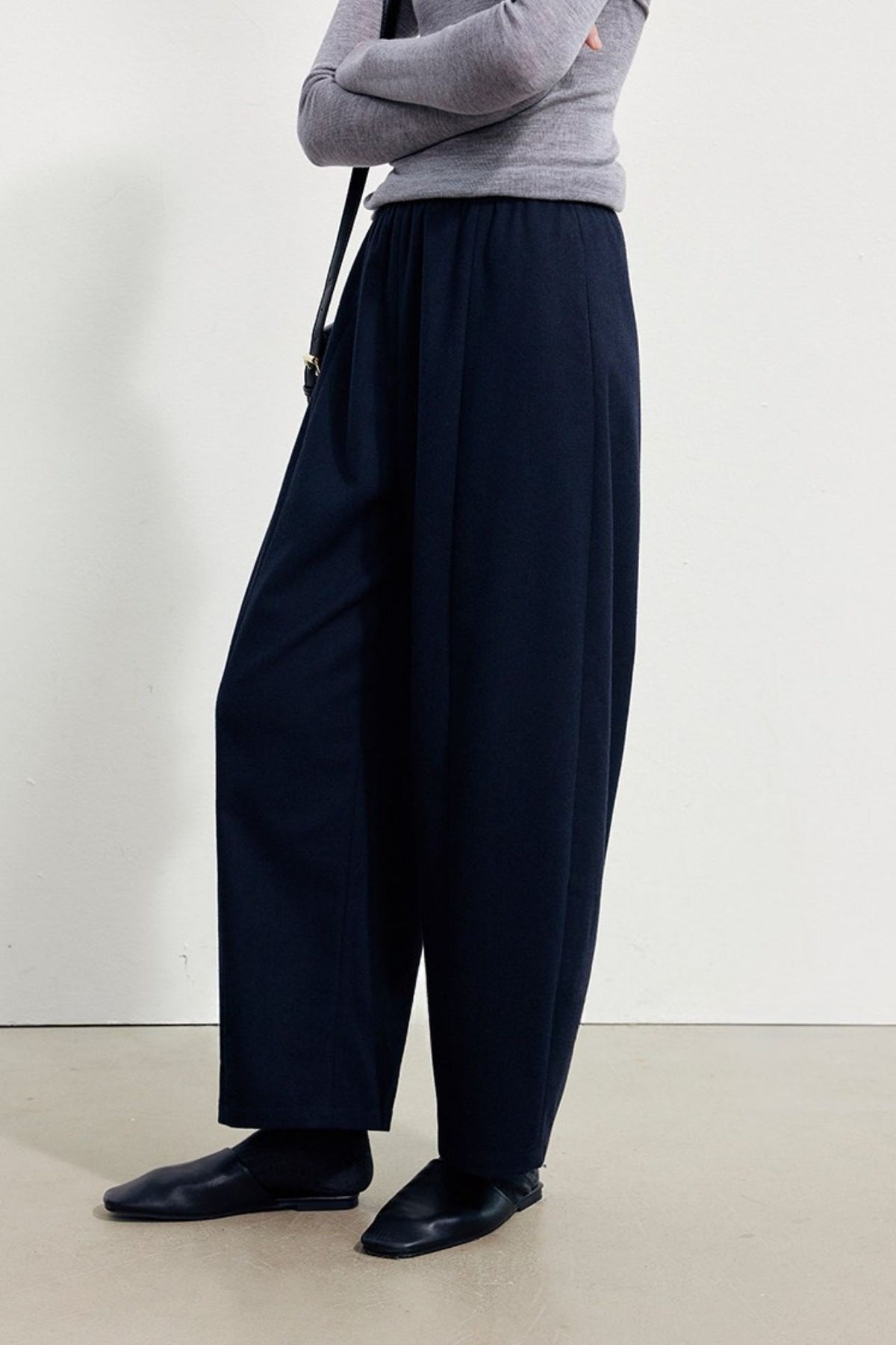 ウール混クロップドハーレムパンツ　B5048
