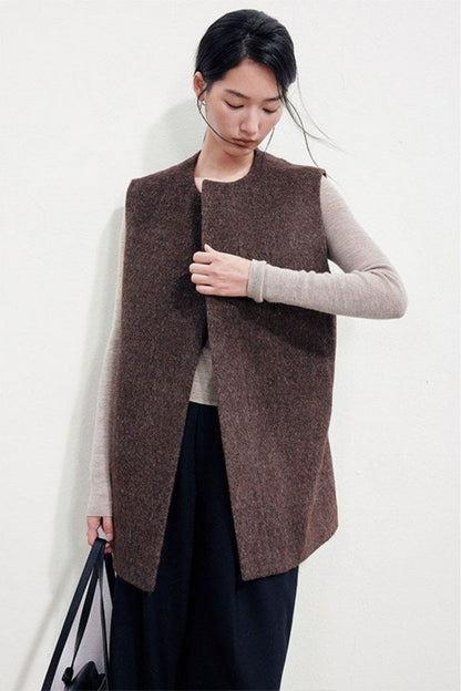 Wool-Blend Fleece-Style Minimalist Simple Vest B5051