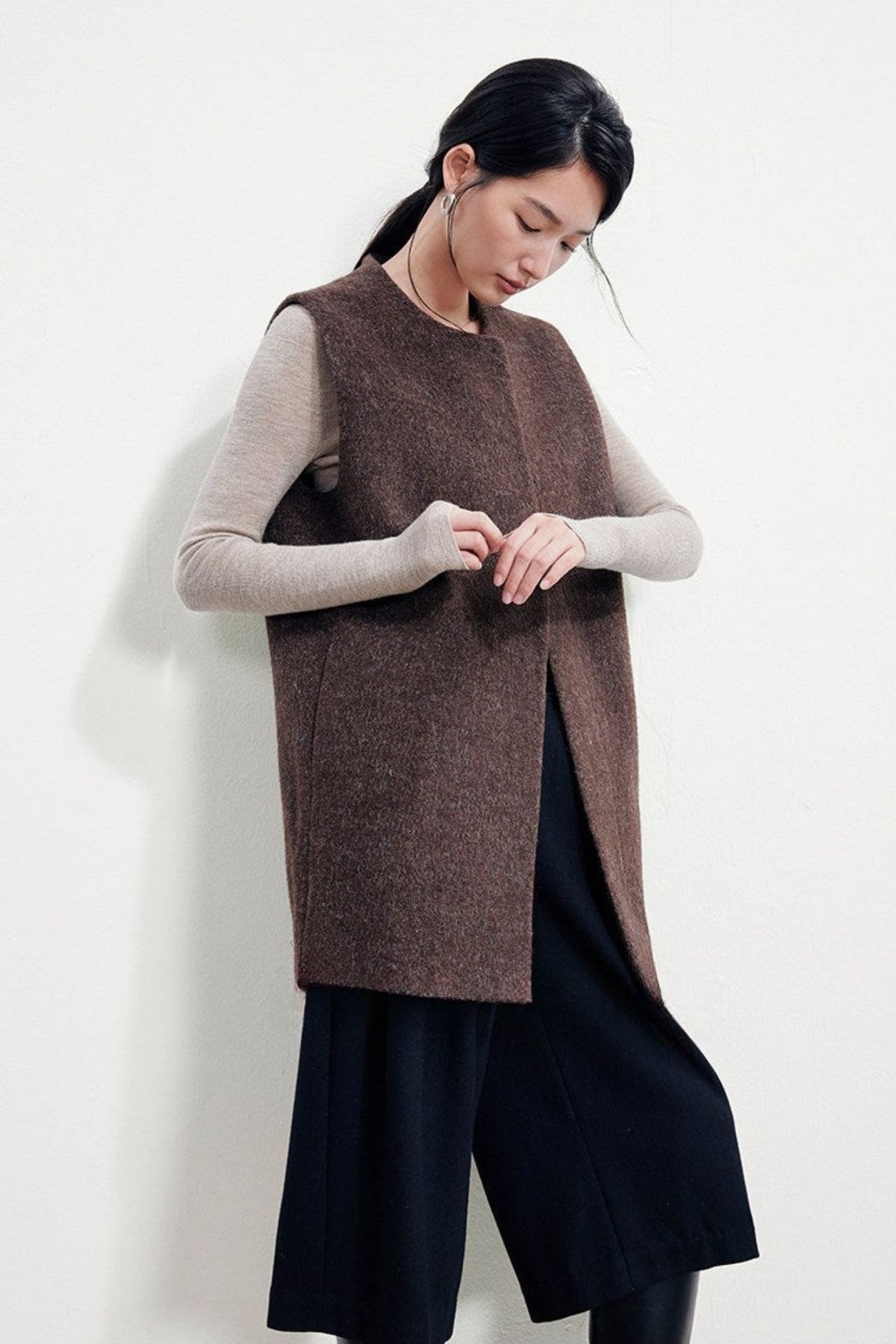 Wool-Blend Fleece-Style Minimalist Simple Vest B5051