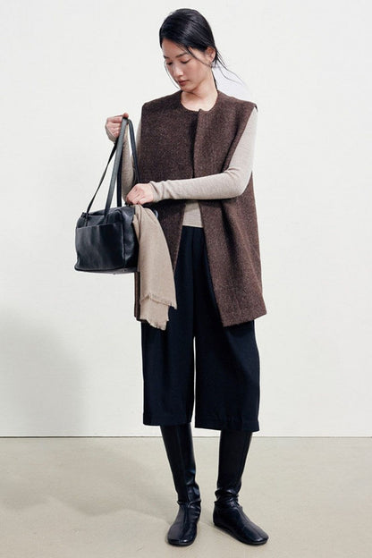 Wool-Blend Fleece-Style Minimalist Simple Vest B5051